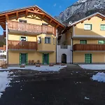 Hapina Dolomiti With Garage Apartmán *